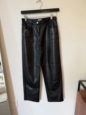 Aritzia Black Faux Leather Cropped Pants